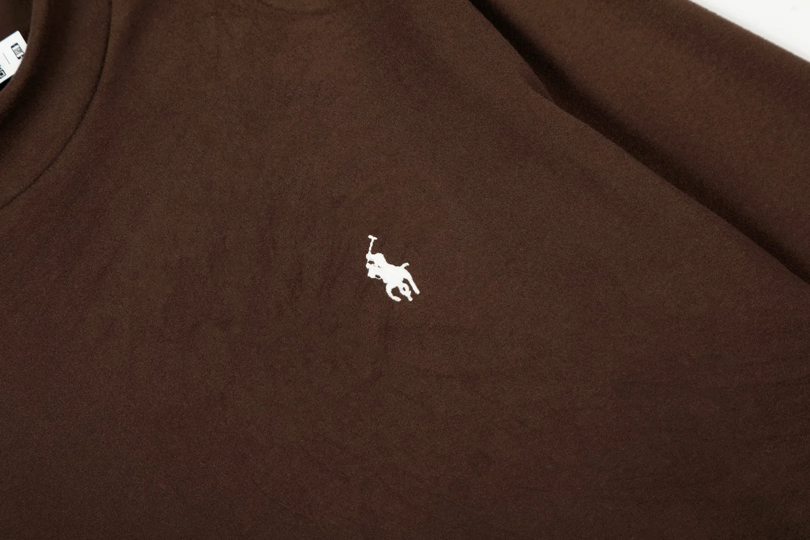 P190 Top quality" Style number: DS606# (not off the shelves all year round) [Ralph Lauren half turtleneck solid color pony embroidery logo basic round neck long sleeves] ✅Ralph Lauren Ralph Lauren classic basic versatile unisex half turtleneck pullover German velvet long sleeves ✅Main supply platform live broadcast Wholesale entities Replenish when out of stock Not off the shelves ✅ZP quality 1:1 version Scan the code to enter the GF website Counter quality ✅Detailed quality The only one in Guangzhou 280g German velvet fabric is comfortable and warm. It focuses on high-end and cost-effective. Needless to say good quality. ✅The version is restored to the original order. The maximum size can be worn up to 180 pounds. Loose, comfortable and stress-free. ✅The upper body is simple and easy to match. A must-have item for ootd. Good-looking clothes are never picky. A must-have in couples' wardrobes. Size: